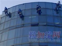 新鄉(xiāng)康美家政保潔 專業(yè)外墻清洗與日常保潔的可靠選擇