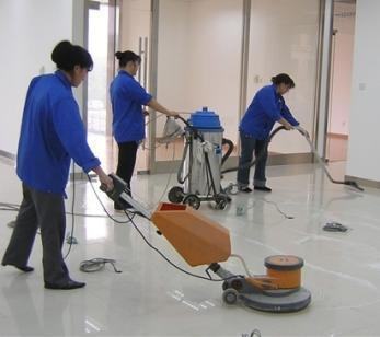 東莞工廠保潔公司 專業(yè)外墻清洗服務(wù)守護(hù)企業(yè)形象